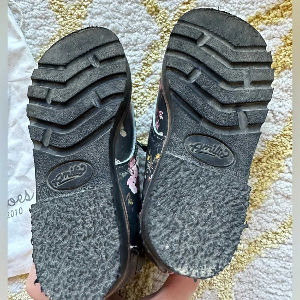 Size 8 WILDFLOWER BOUQUET Kids Floral High Top Boot Mon Petit‎ Shoes